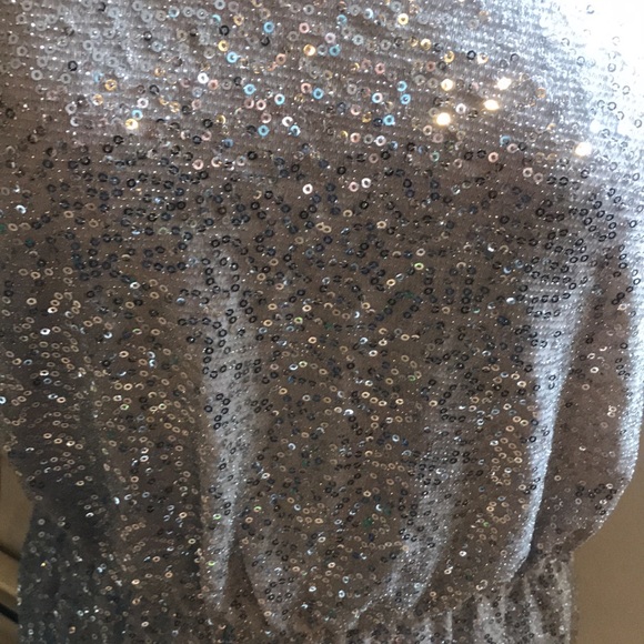 Dress - Picture 2 of 9